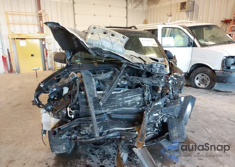 2010 Ford Escape Xlt from USA, damaged, VIN 1FMCU9DG0AKB73029